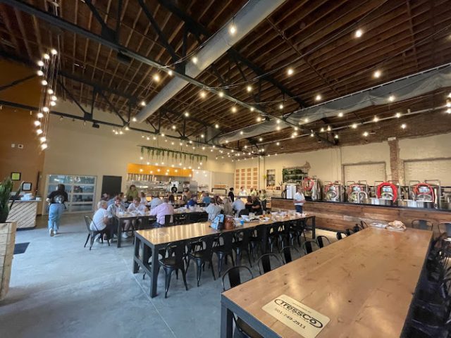 The Rogue Roundabout restaurants in Conway Arkansas