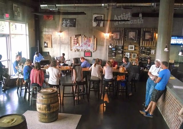 Three Notch'd Brewing Company - Valley Collab House Brewery in Harrisonburg Virginia