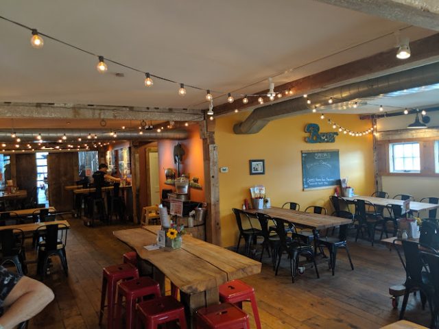 Throwback Brewery restaurants in North Hampton New Hampshire