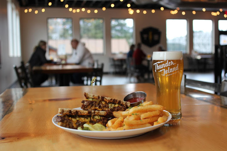 Thunder Island Brewing Co attractions in Cascade Locks Oregon