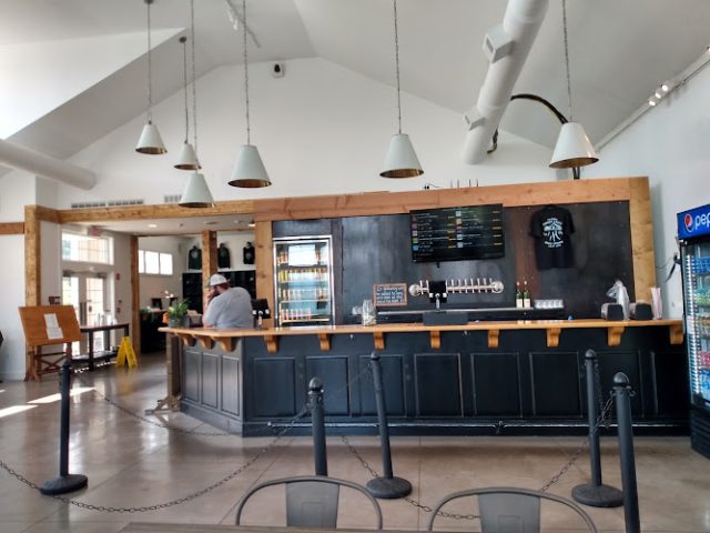Tin Barn Brewing FLX Brewery in Dundee New York