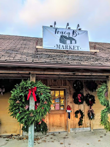 Tracy B's Market and Farm Brewery attractions in Le Roy New York