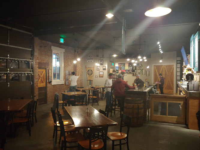 Tres Litros Beer Company Brewery in Salida Colorado