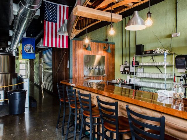 Twin Creeks Brewing Company Brewery in Vinton Virginia