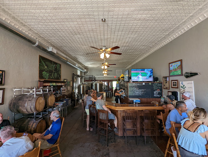 Two Frogs Brewing Company Brewery in Tarpon Springs Florida