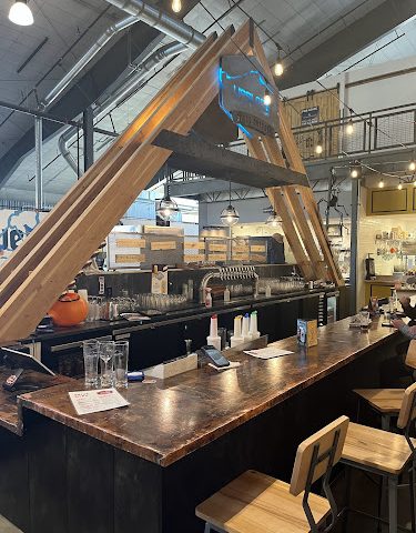 Upslope Brewing Co: Après Outpost restaurants in Silverthorne Colorado