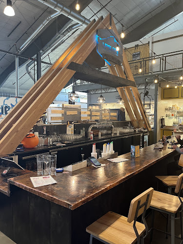 Upslope Brewing Co: Après Outpost restaurants in Silverthorne Colorado