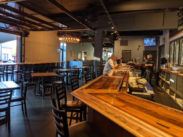 Vibrissa Beer restaurants in Front Royal Virginia