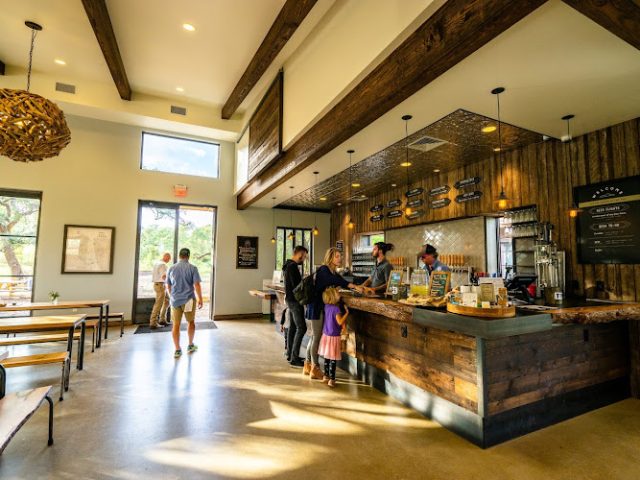 Vista Brewing restaurants in Driftwood Texas