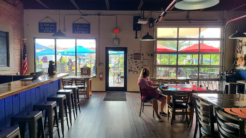 Wet Dogs Brewing Brewery in Lake Placid Florida