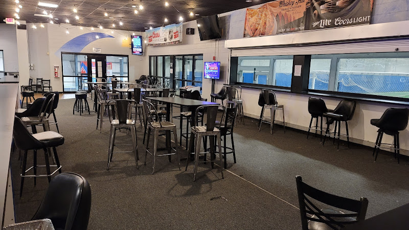 Whiskey Hill Tap Room and Pizza Bar Brewery in Woodridge Illinois