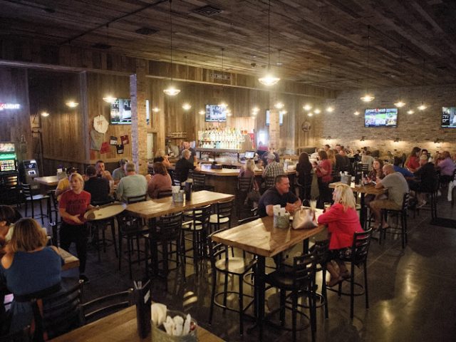 Whiskey River Grill restaurants in Palo Iowa