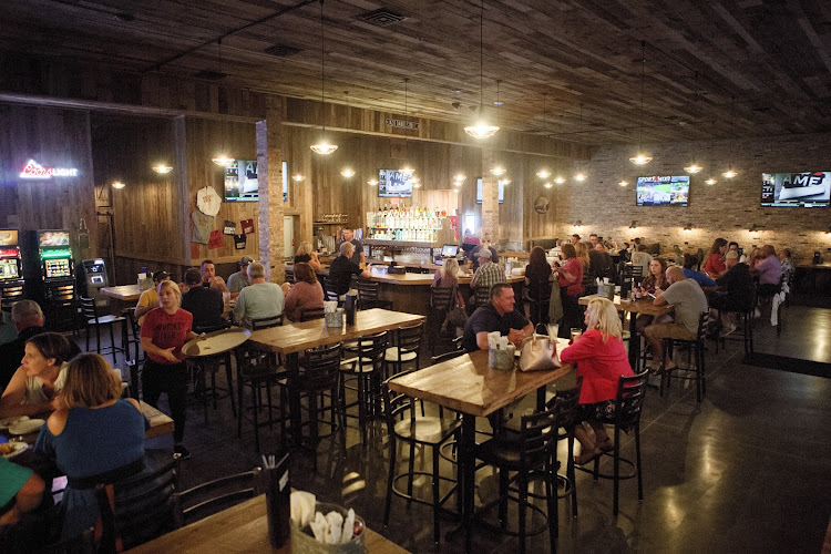 Whiskey River Grill restaurants in Palo Iowa