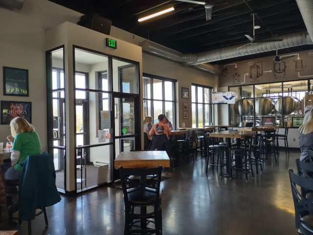 Wire Road Brewing Company Brewery in Battlefield Missouri