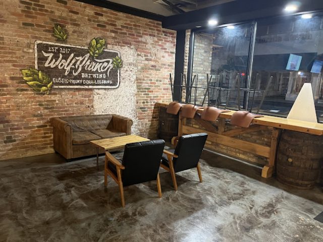 Wolf Branch Brewing Co. restaurants in Leesburg Florida