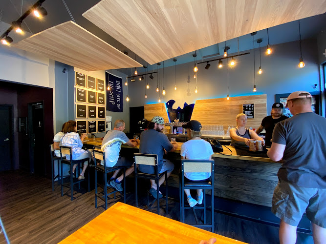 Wooden Ship Brewing Company Brewery in Minneapolis Minnesota