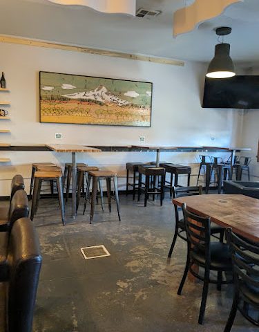 Working Hands Fermentation Brewery in Hood River Oregon